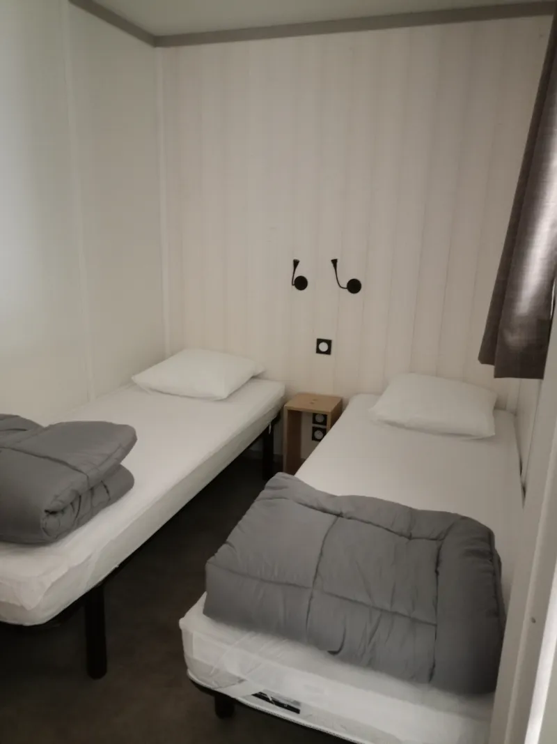 Chalet Spa Premium 56M² - 3 Chambres + Terrasse Couverte + Clim Réversible + Tv