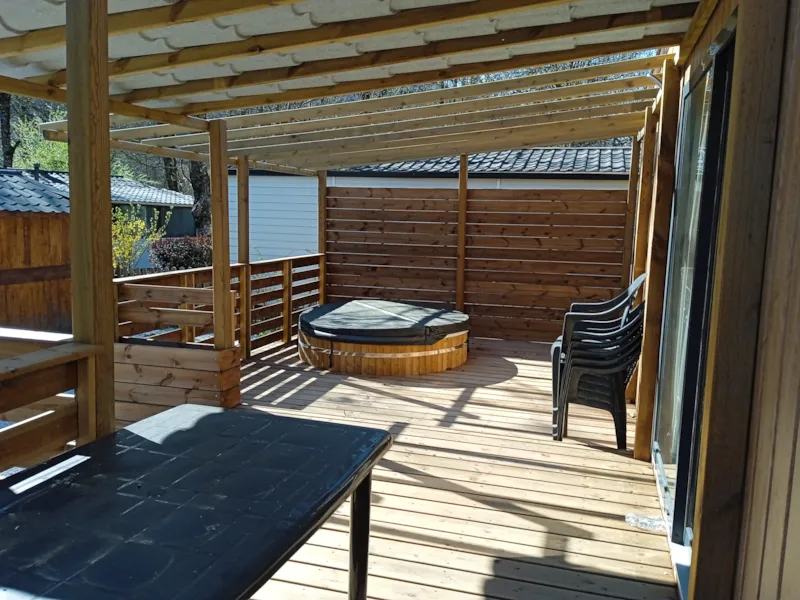 Mobil-Home Spa Premium 40M² - 2 Chambres + Terrasse Couverte + Clim Réversible + Tv