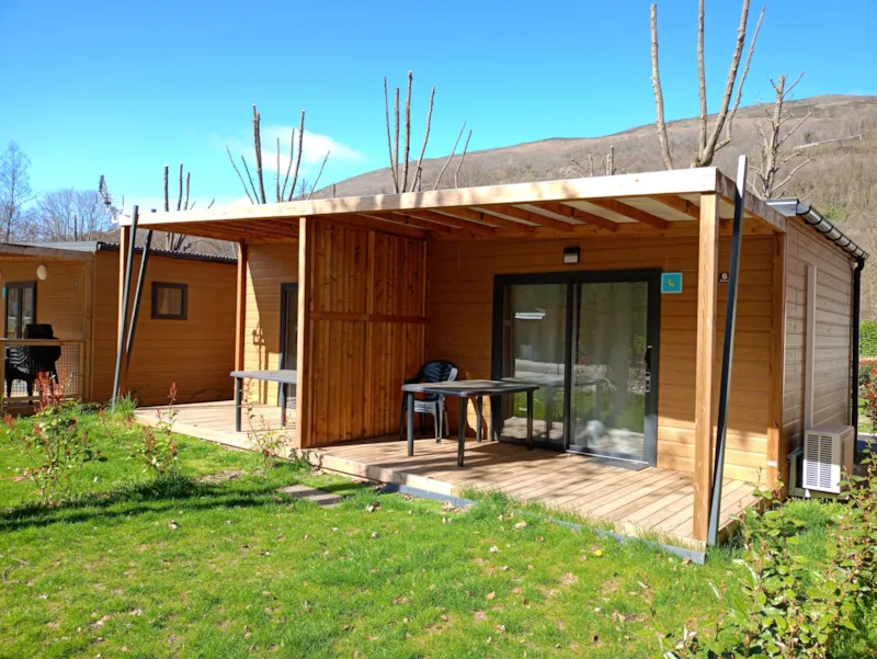 Chalet Confort 16M² - 1 Chambre + Terrasse Couverte + Clim Réversible + Tv