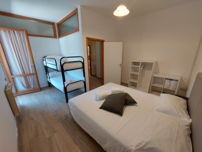 Bedroom — 10