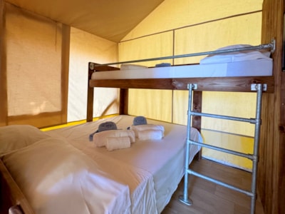 Kalahari Lodge — 3