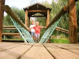 Services & amenities Camping L'Enclave - Estavar