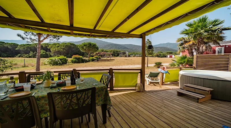 Location - Mobil-Home Trio Premium Jacuzzi 40M² - 3 Chambres / 2 Salles De Bain - Camping Les Albères