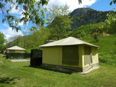 Canvas bungalow  Standard 16m² - 2 bedrooms - without toilet blocks