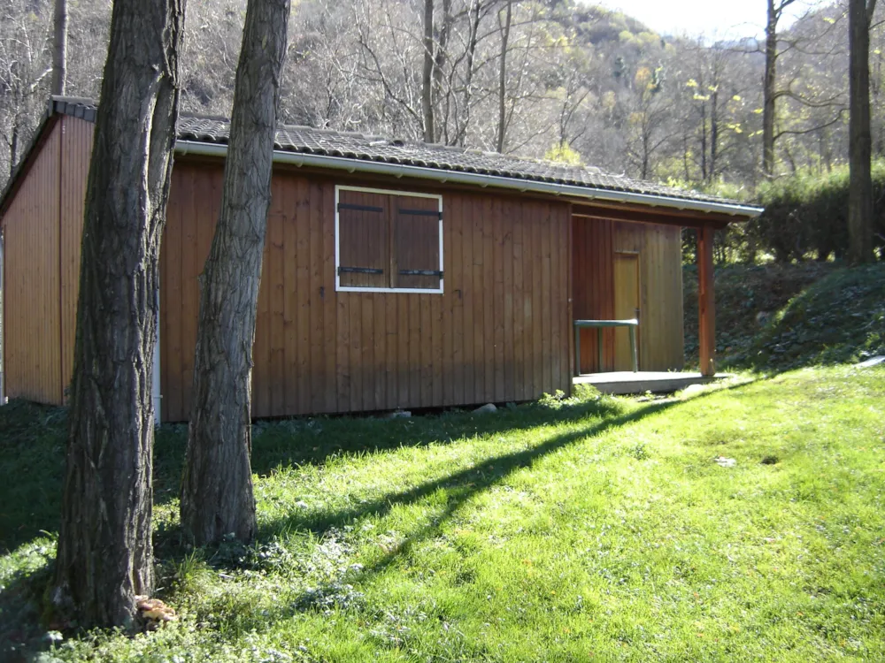 Location - Chalet Bois Standard 35M² - 2 Chambres + Terrasse Couverte - Flower Camping LA BEXANELLE