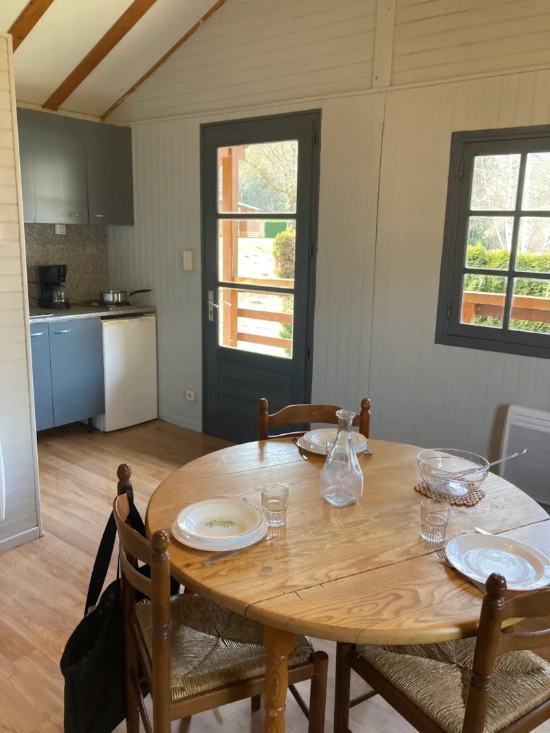 Chalet Bois Standard 30M² - 2 Chambres + Terrasse Couverte