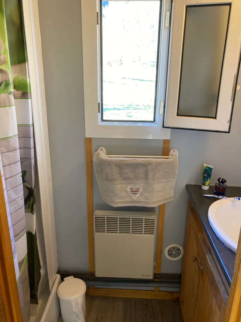 Chalet Bois Standard 35M² - 2 Chambres + Terrasse Couverte