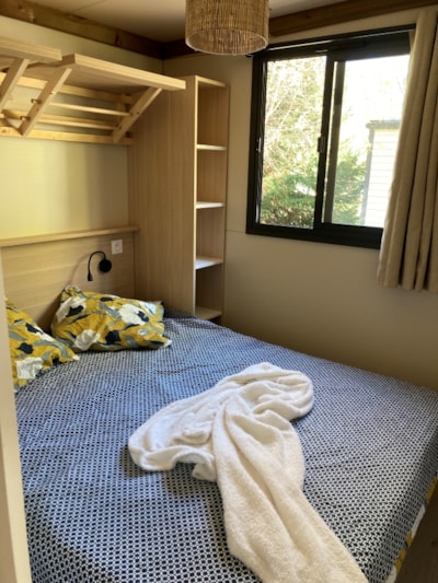 Chalet Portland Premium 35m² - 3 bedrooms + TV + LV + Half-covered terrace