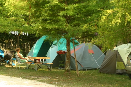 Nature Package (2 people / 1 tent or caravan + 1 car, or 1 motorhome / without electricity)
