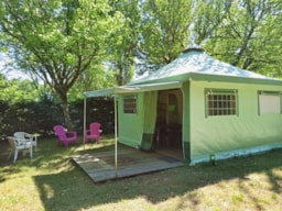 Mietunterkunft - Zeltbungalow Espace 20M² 2 Zimmer (4Personen Und 1 Fahrzeug Inklusive) - Camping Naturiste du Lac de Lislebonne