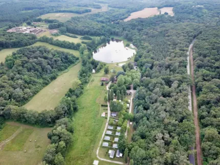 Camping Naturiste du Lac de Lislebonne - Camping2Be
