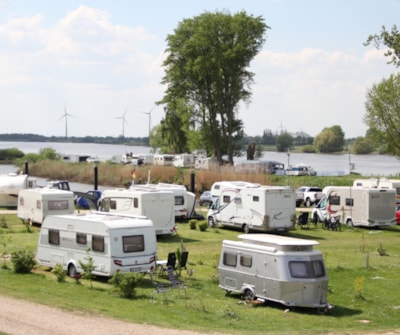 Nature pitch by the river — 8