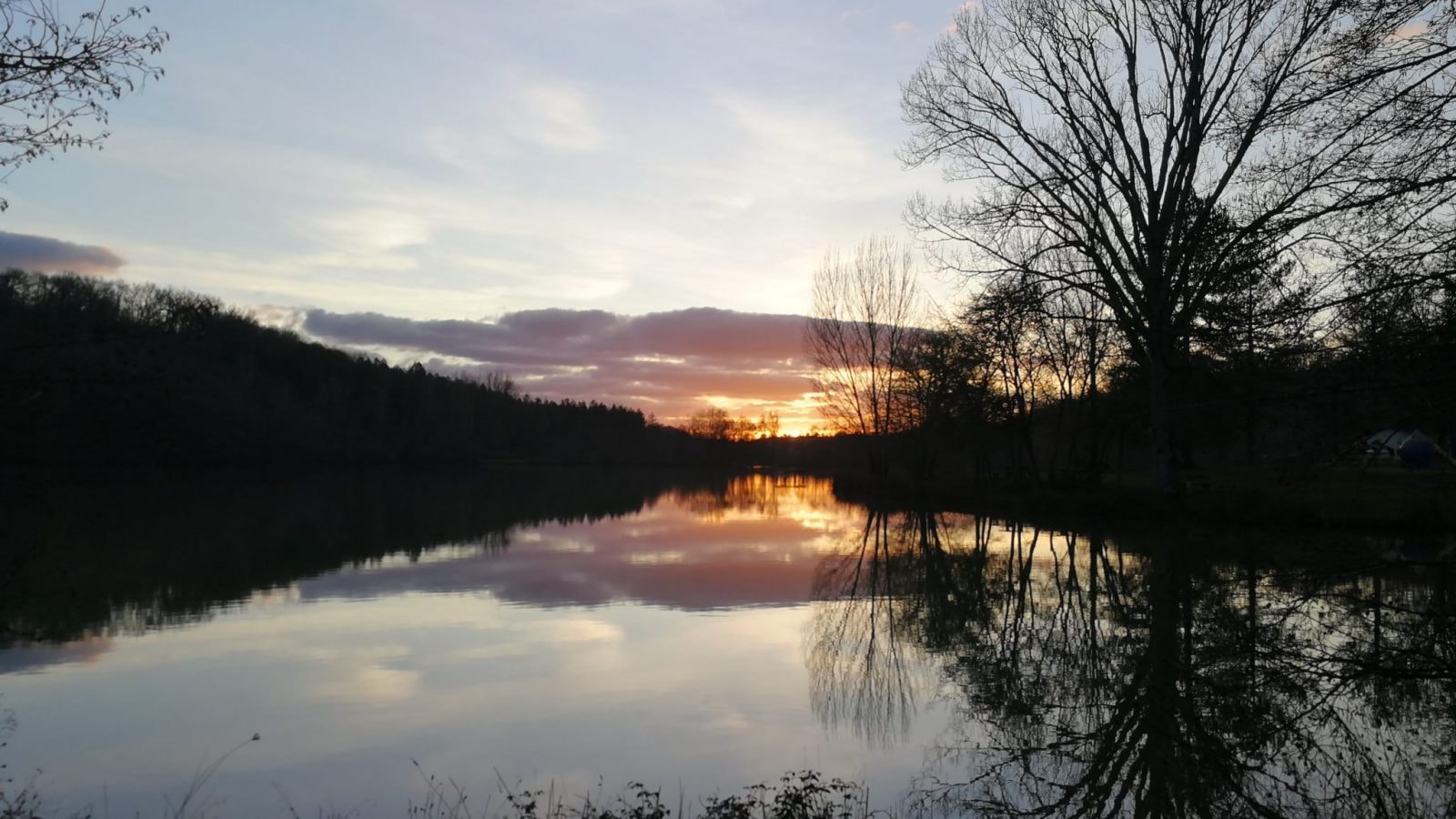 Domaine du Lac de Neguenou — Photo 1