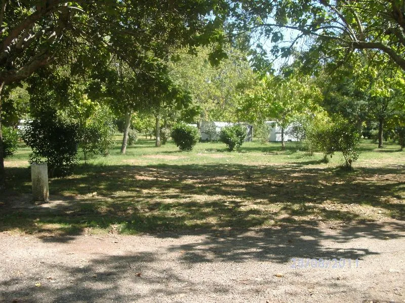 Emplacement Camping Pour Tente, Caravane Ou Camping-Car 10A