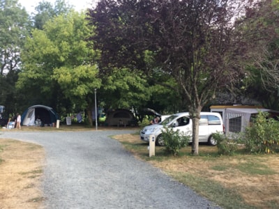 Comfort Package (1 pitch/ 1 car / electricity 10A)