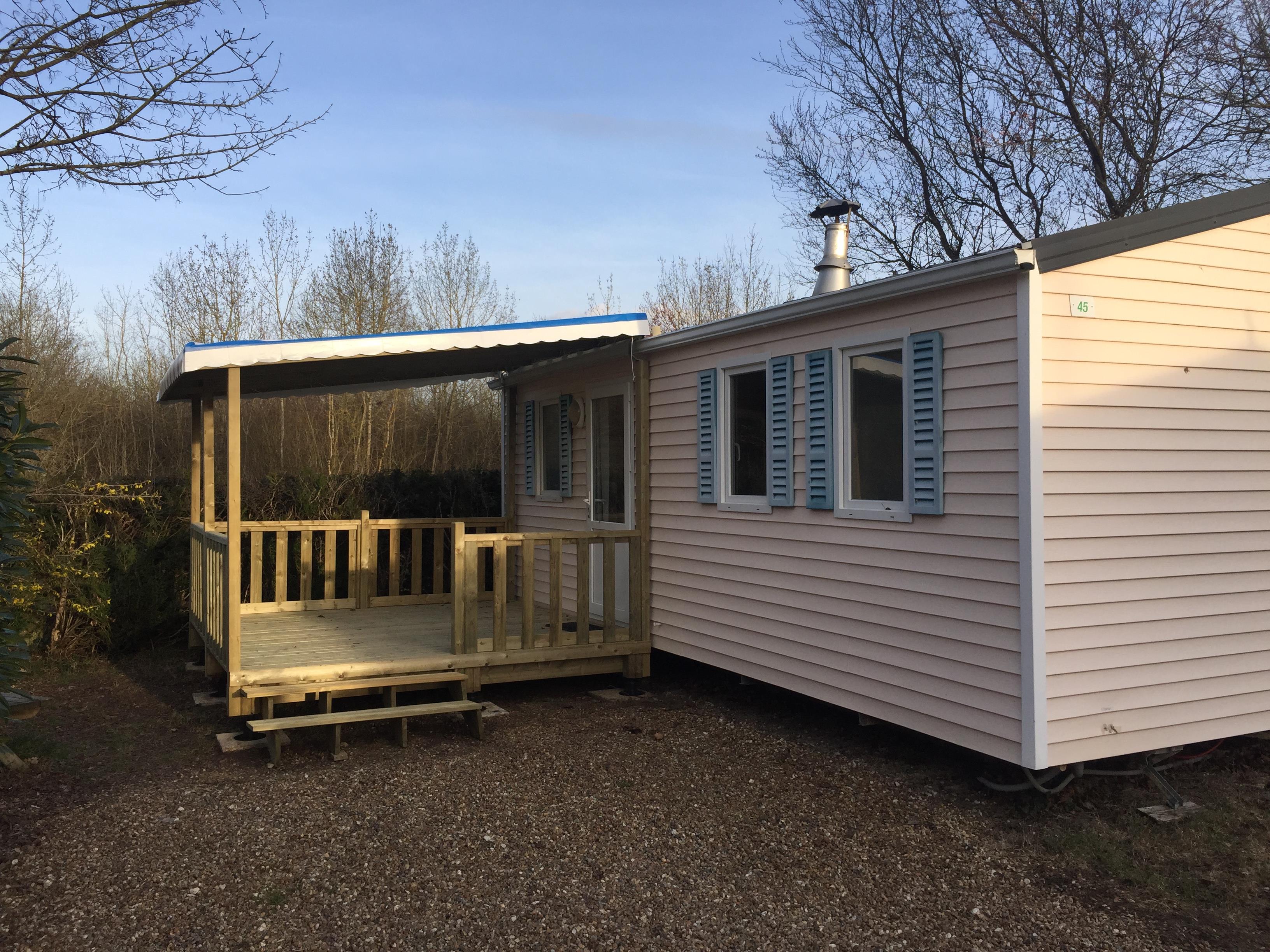 Location - Mobil-Home Confort 30M2 (2 Chambres) + Terrasse Couverte - Camping Les Granges, Luynes