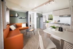 Accommodation - New// Homeflower Premium 35M² (3 Bedrooms) + Sheltered Terrace - Flower Camping Les Granges