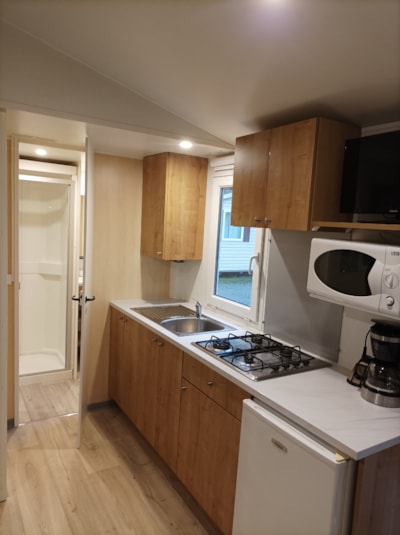 Mobile home Standard 30 m² (2 bedrooms) + sheltered terrace