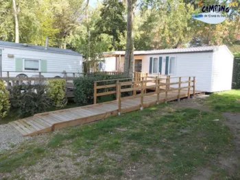 Mietunterkunft - Mobilheim Behindertengerecht (2 Zimmer) + Überdachte Terrasse - Camping L'Étang du Pays Blanc