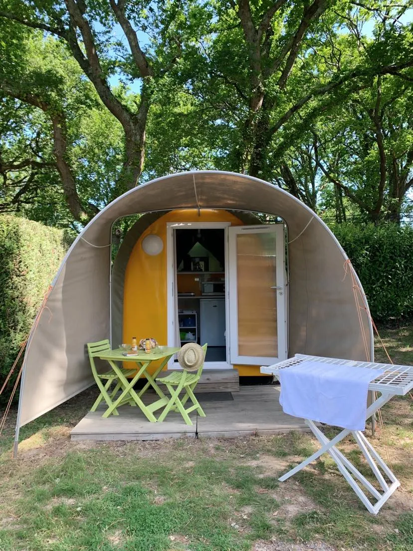Location - Mini Coco - 1 Lit Double - Sans Eau Courante, Sans Wc, Ni Douche - Camping L'Étang du Pays Blanc