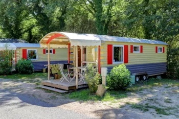 Mietunterkunft - Planwagen - Übernachtung - 1 Schlafzimmer Mit Sanitäranlagen - Camping L'Étang du Pays Blanc