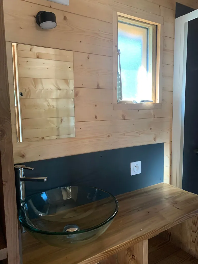 Cabane - 2 Chambres + 1 Convertible Dans Le Salon