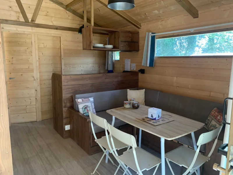 Cabane - 2 Chambres + 1 Convertible Dans Le Salon