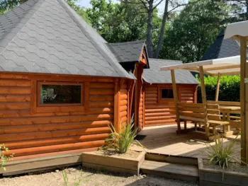 Mietunterkunft - Kota Luxe Mit Eigenem Spa - Camping L'Étang du Pays Blanc