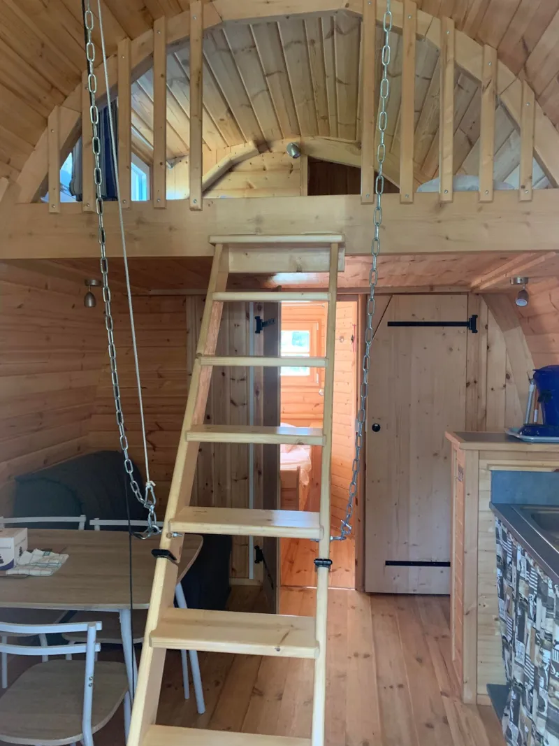 Pod - 1 Chambre Et 1 Lit Double En Mezzanine - Avec Wc Et Sdb