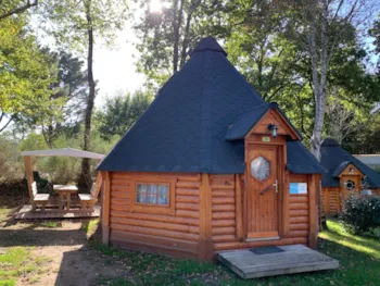 Mietunterkunft - Kota Finlandais - Mit Toilette Und Bad - Camping L'Étang du Pays Blanc