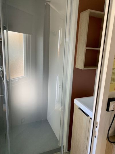 Mobile home - 3 bedrooms (+ 1 convertible) - Covered terrace - overnight stay — 9