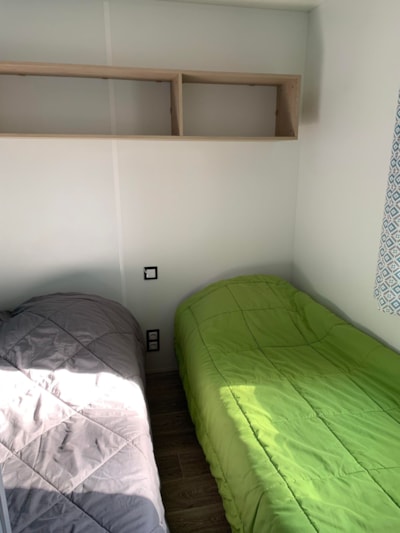 Mobile home - 3 bedrooms (+ 1 convertible) - Covered terrace - overnight stay — 7