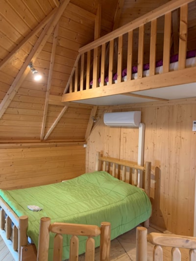 Kota - 2 double beds, one on mezzanine - with WC and bathroom — 5