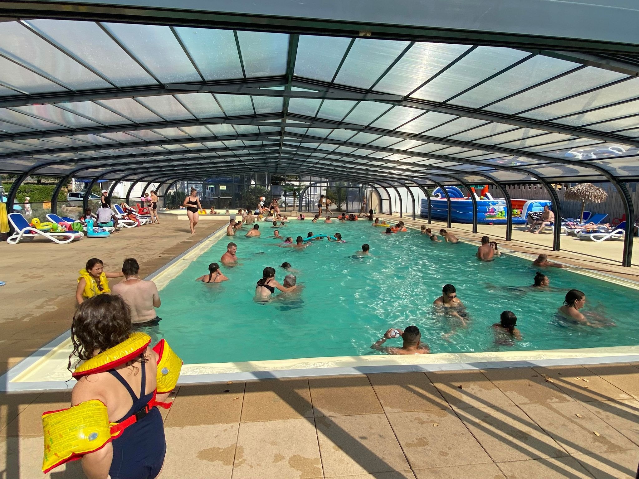 Camping L'Étang du Pays Blanc — Foto 8
