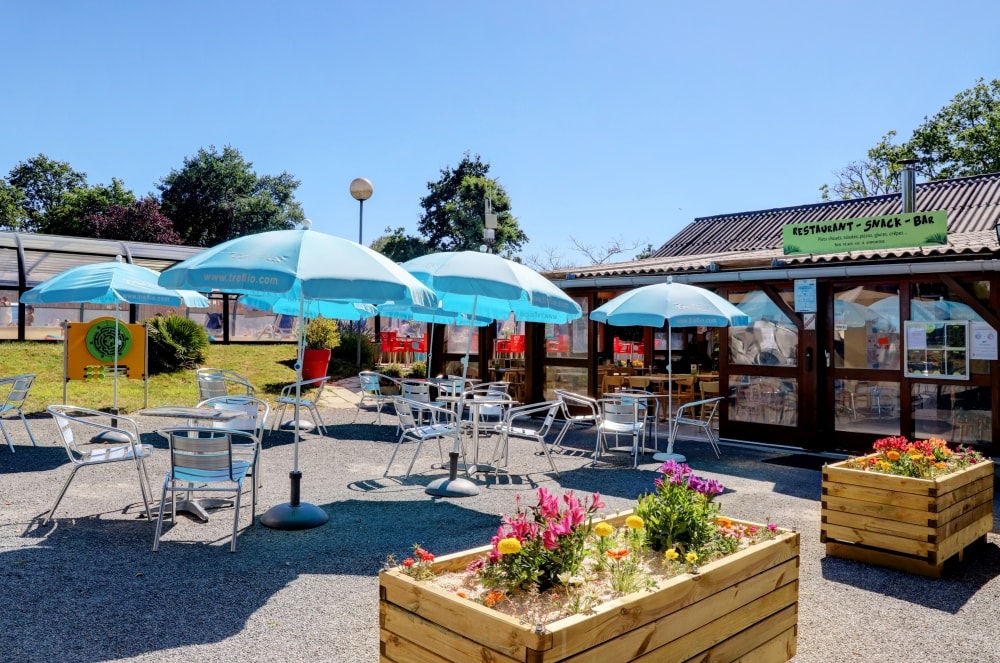 Camping L'Étang du Pays Blanc — Foto 4