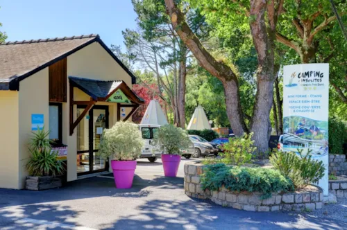 Camping L'Étang du Pays Blanc