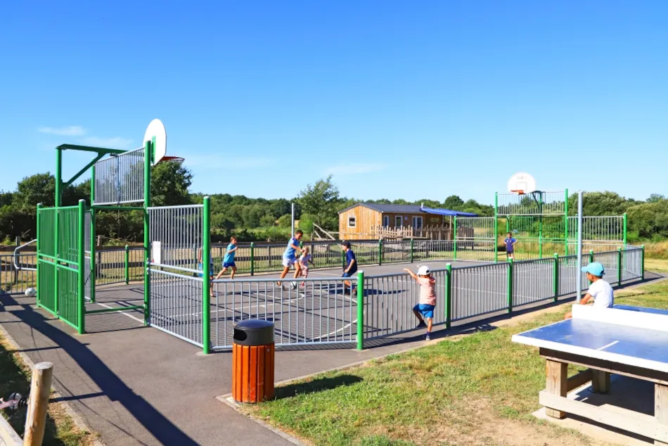 Camping L'Étang du Pays Blanc