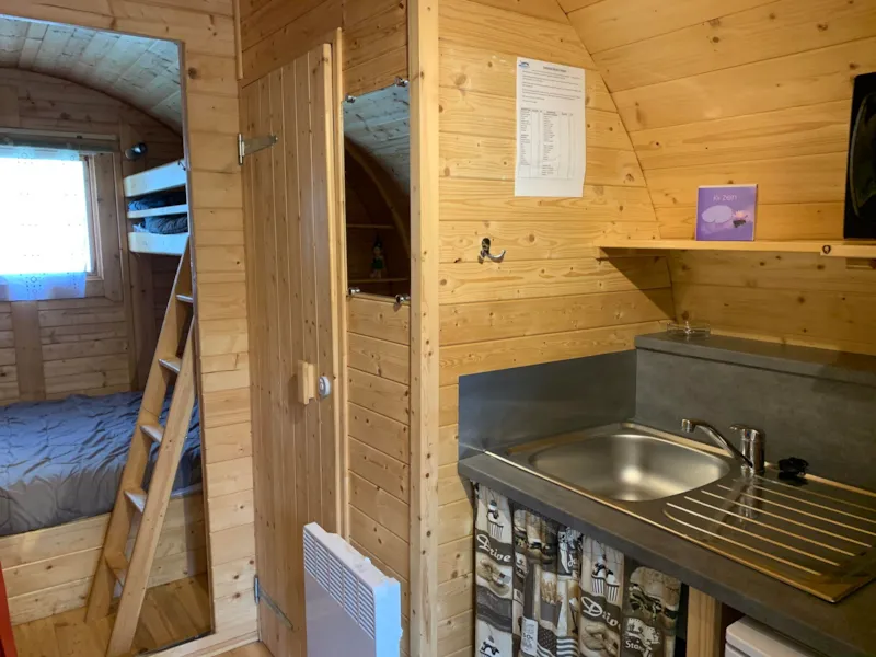 Barrel - 1 Chambre Avec 1 Lit Double Dont 1 Lit Superposé 80Cm - Avec Wc, Sans Sdb