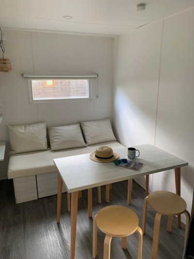 Coco sweet d'Ô with bathroom and toilet - night — 5