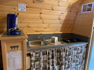 Pod - 1 bedroom and 1 double bed on mezzanine - with WC and bathroom — 4