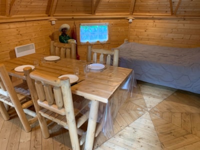 Kota - 2 double beds, one on mezzanine - with WC and bathroom — 3