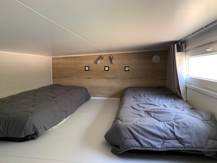 Tiny 4/5 Pers. - 1 Chambre Et 2 Lits Simples En Mezzanine - Avec Wc Et Sdb