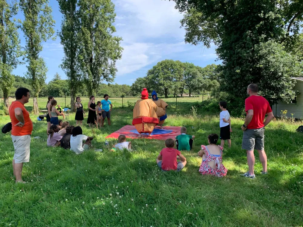 Camping L'Étang du Pays Blanc