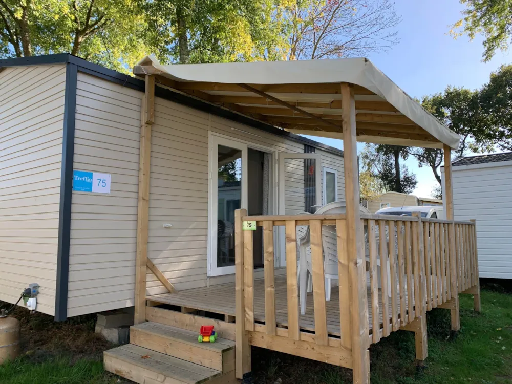 Location - Mobil-Home Confort - 2 Chambre (+ 1 Convertible) - Terrasse Couverte - Samedi - Camping L'Étang du Pays Blanc