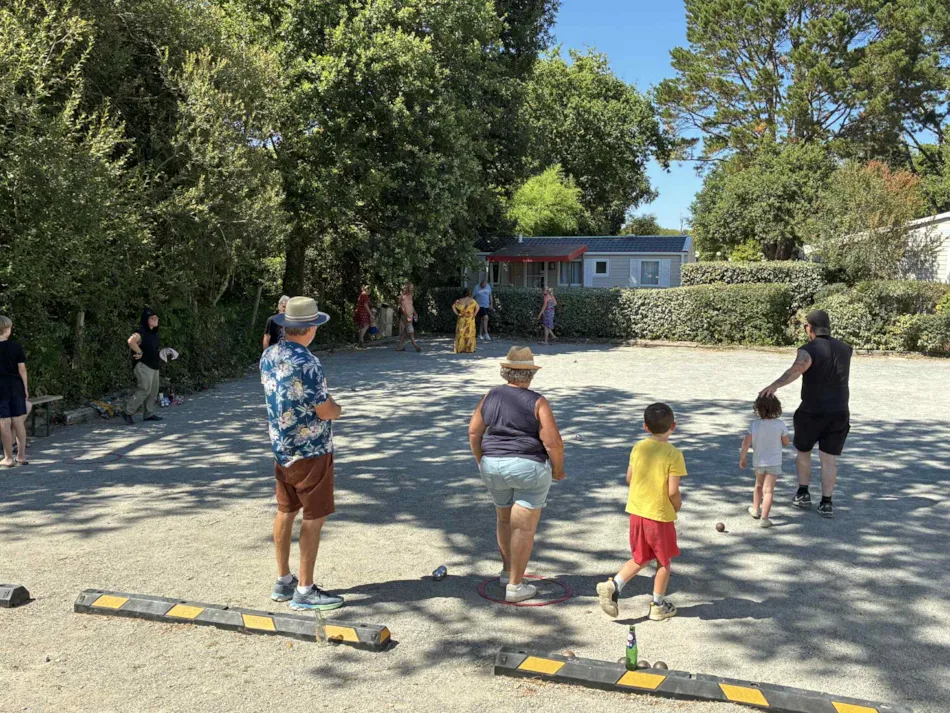 Camping L'Étang du Pays Blanc