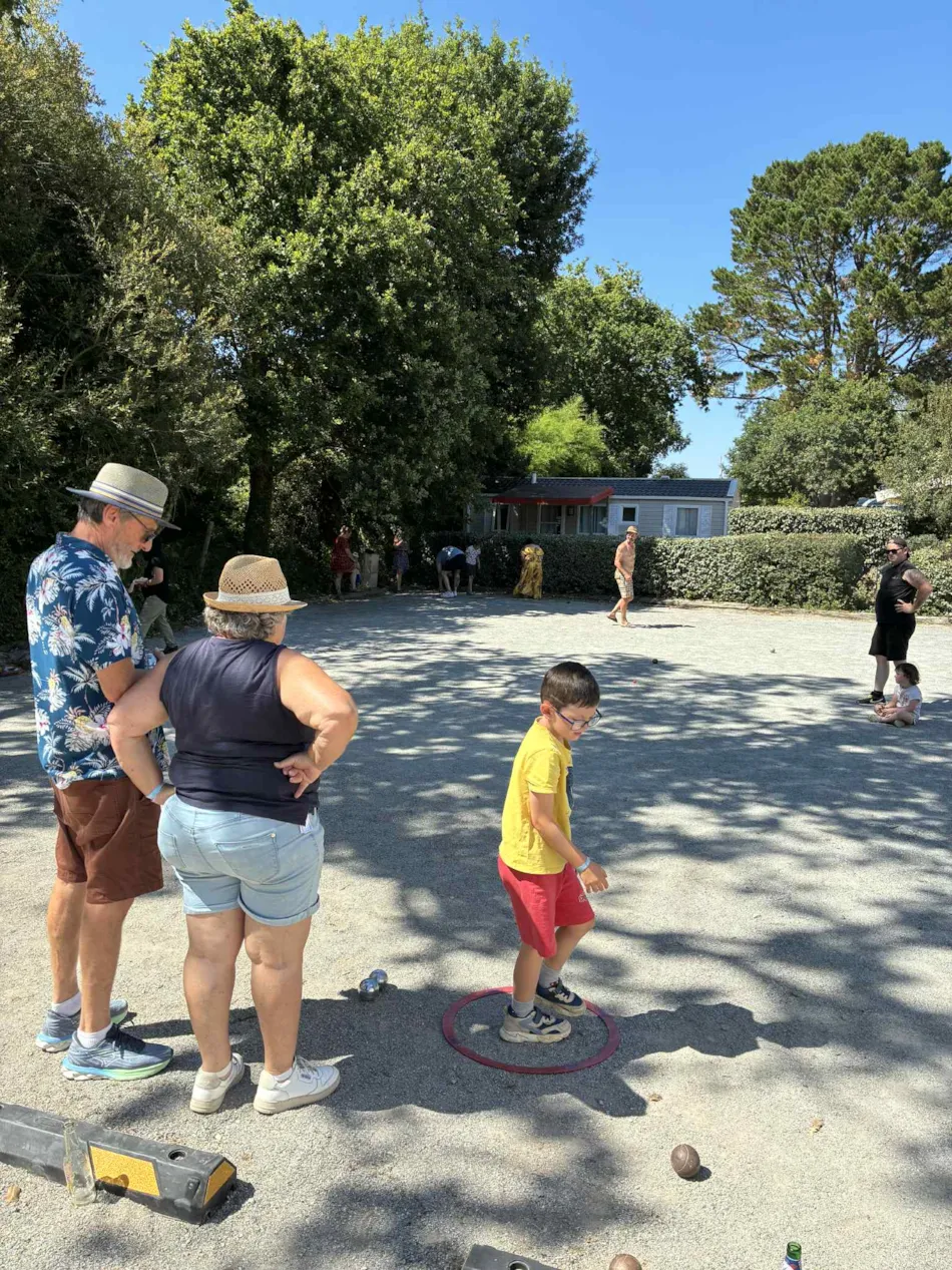 Camping L'Étang du Pays Blanc