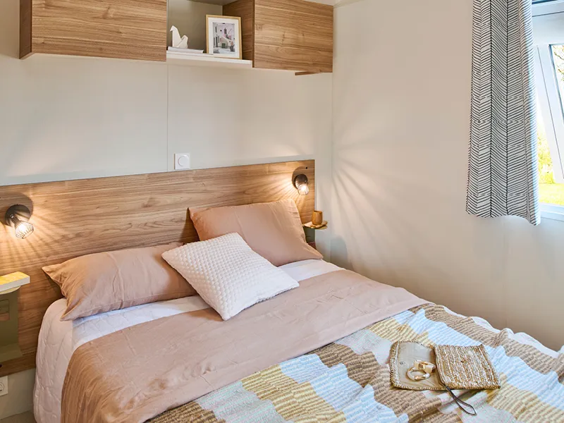 Mobil-Home 5 Chambres (+ 1 Convertible) - Terrasse Couverte - 12/14 Pers.