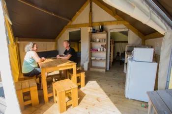 Mietunterkunft - Zelt Sahari Lodge 2 Zimmer 21 M² - Camping L'Espérance