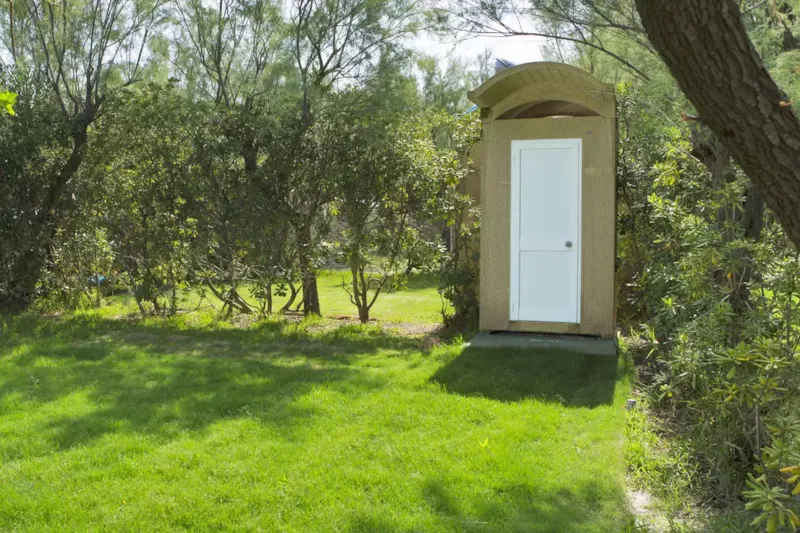 Premium Pitch (With Private Bathroom) + 10 Amp Electric