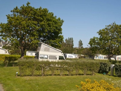 Comfort Package (1 tent, caravan or motorhome / 1 car / electricity 16A)